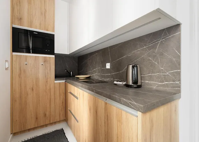 Apartment Cosy Gasiorowskich By The Wilson Park By Renters